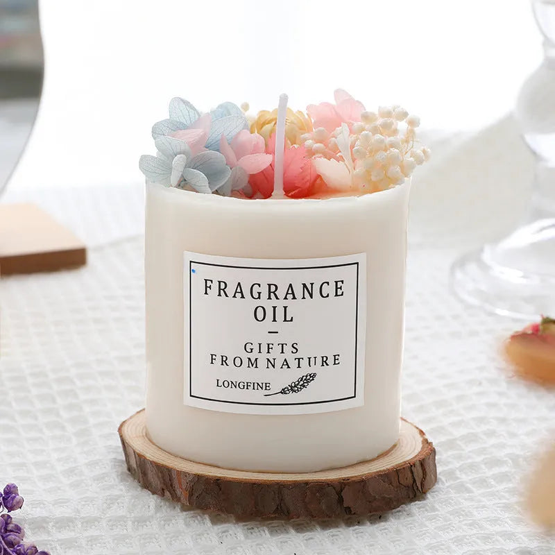 Dried flower decorative aromatherapy candle with nine scent options and wooden chip base