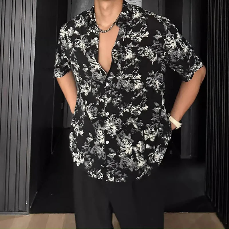 Casual printed shirt with floral pattern and loose fit in black and white colour options