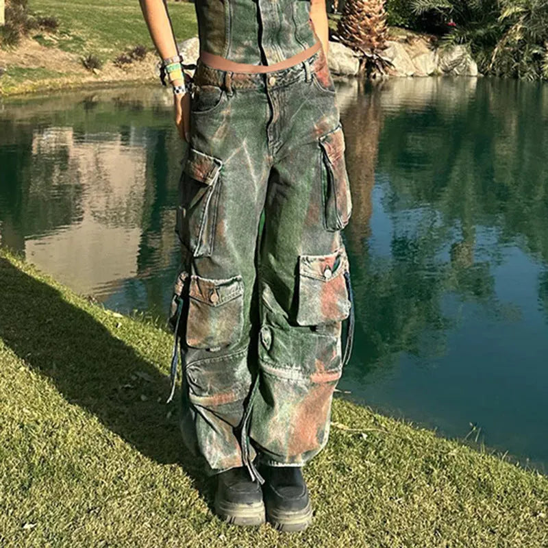 Loose cargo denim trousers with gradient colour pockets in retro blooming design