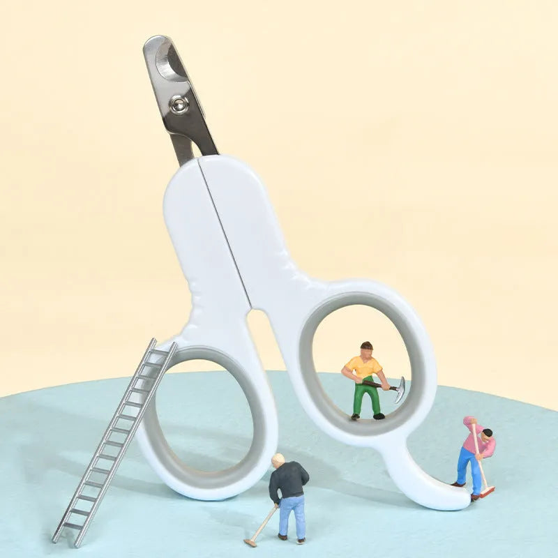 Professional grey pet nail clippers with curved tips and a rubberised ergonomic handle.