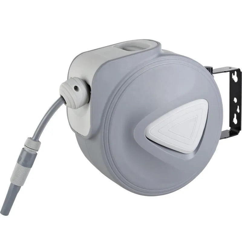 Automatic retractable hose reel with 10 metre PVC water pipe in compact collector unit for car washing