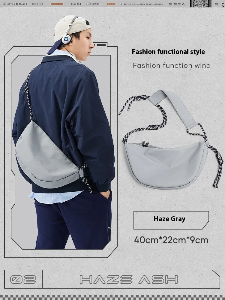 Men's nylon messenger bag in urban simplicity style with large capacity for commuting