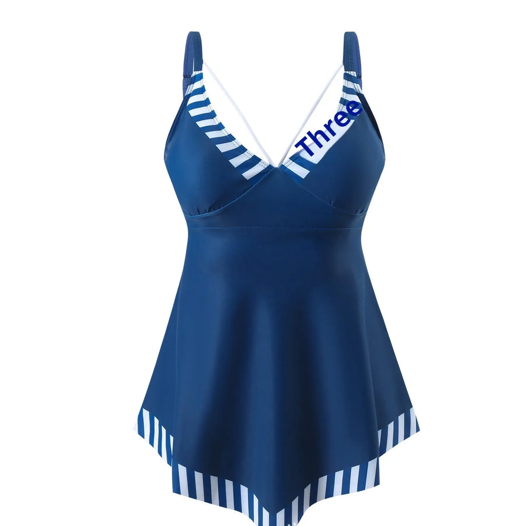 Plus size green two-piece bikini swimsuit with quick-dry polyester fabric on a mannequin.