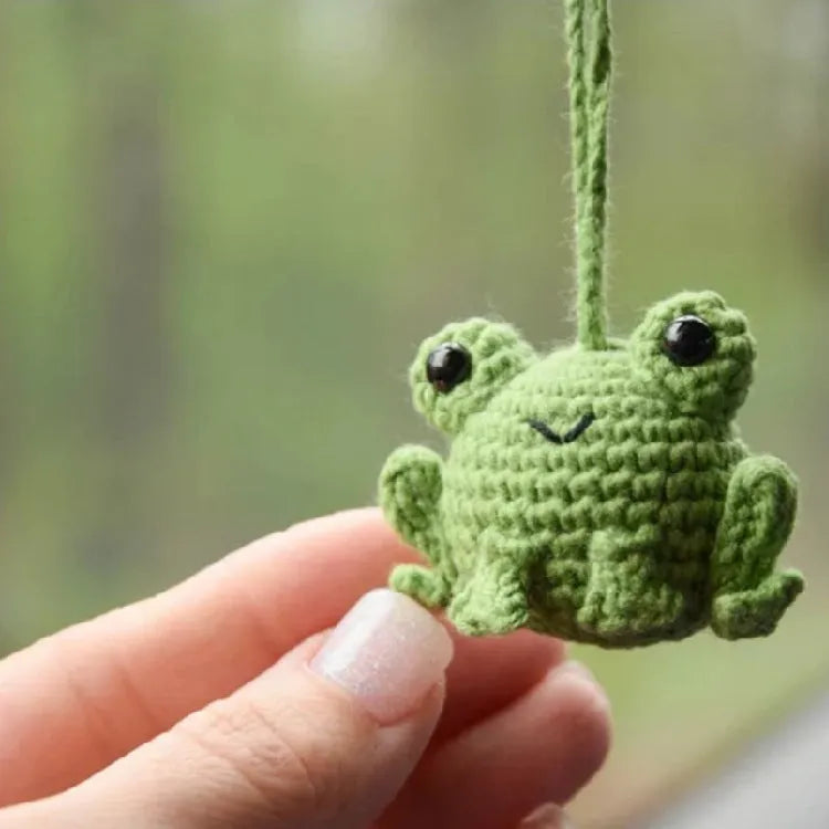Handmade woven plush frog car pendant showing cartoon design with 5cm dimensions