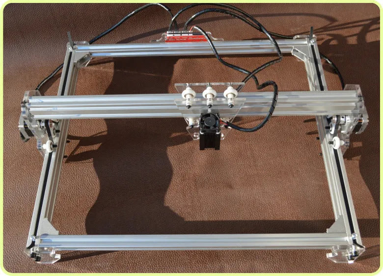 3000mw miniature laser engraving machine with 400x300mm bottom plate for marking and lettering