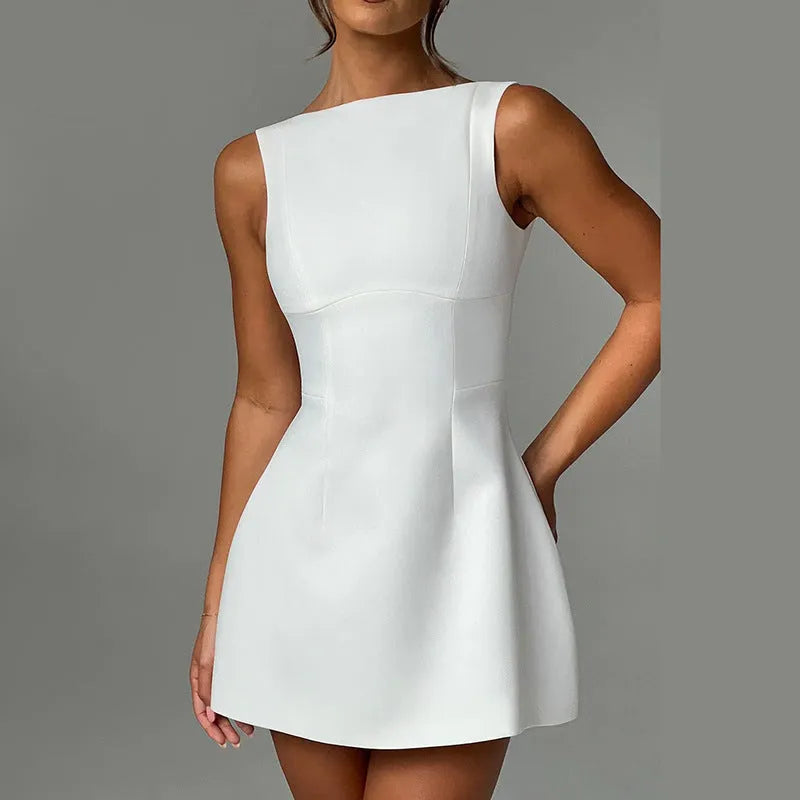 Slim-fitting backless summer dress in sleeveless short design with high waist