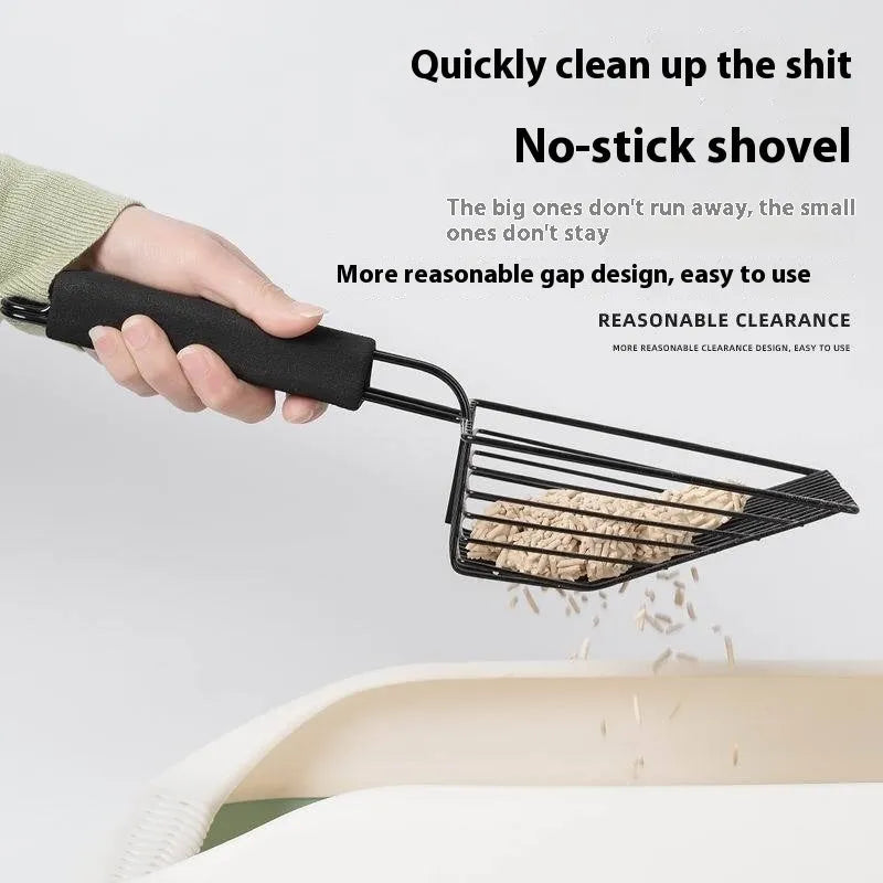 Black metal cat litter scoop with narrow sifting tines