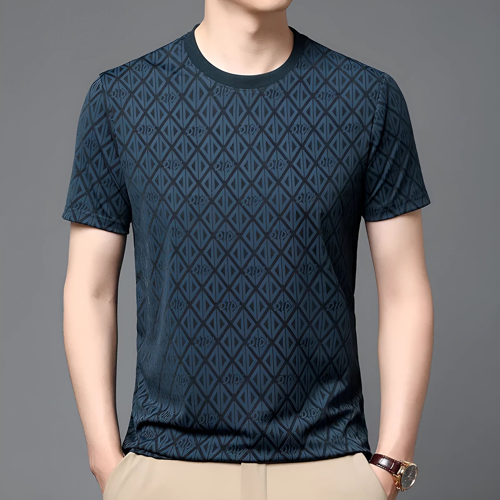 Men's loose fit ice silk short sleeve pullover t-shirt in solid colour