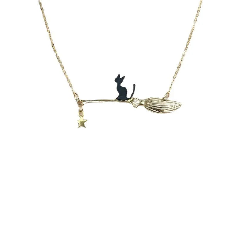 Black cat Halloween pendant necklace for women in alloy, showing simple animal zodiac design