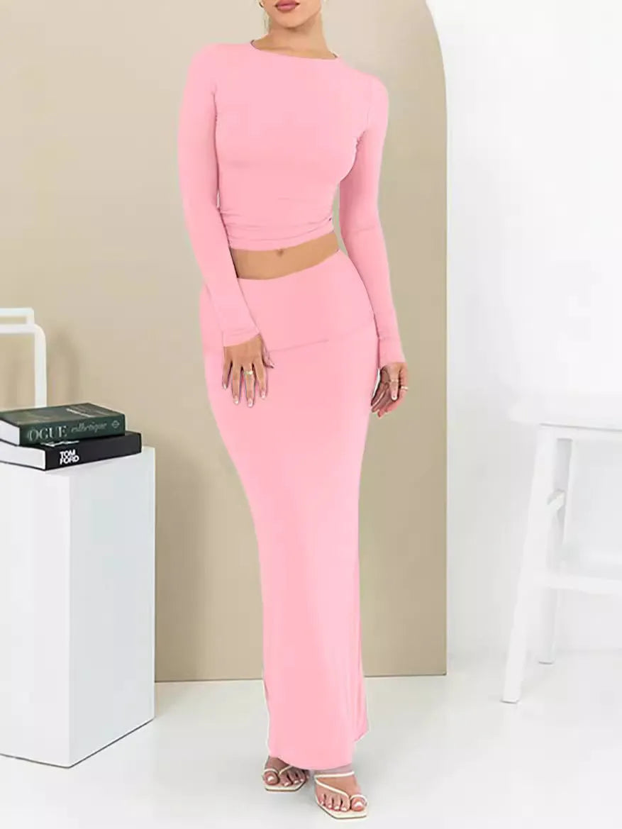 Women's black sweet style polyester two-piece suit with exposed navel and three-quarter sleeves.