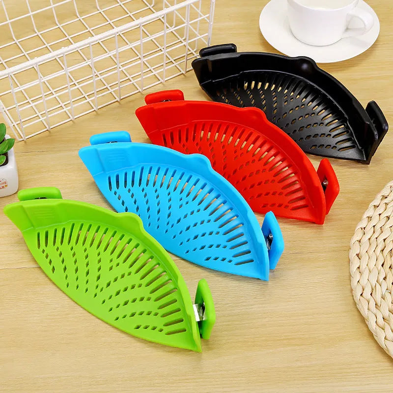 Silicone clip-on kitchen funnel with stainless steel buckle for pot draining and rice washing