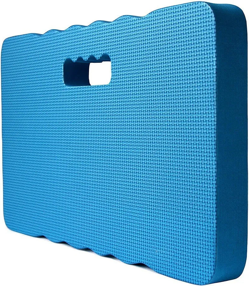 EVA foam garden kneeler pad in blue colour measuring 45 by 28 centimetres