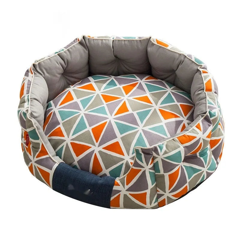 Round kennel dog mattress in Forest Green with removable washable cover for warm pet bed