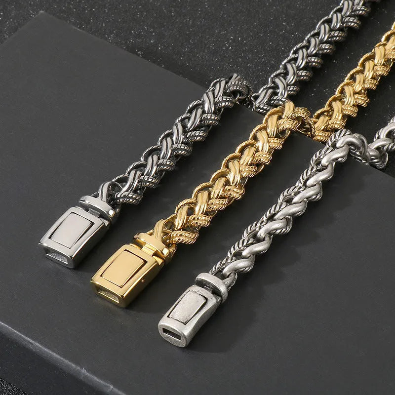 Men's geometric titanium steel necklace with hemp flower chain in antique silver colour