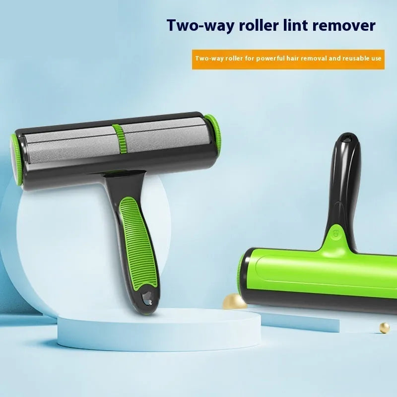 Automatic pet hair lint remover with two-way rolling mechanism and sticky brush for sofa cleaning