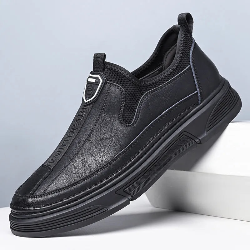 Men's casual leather shoes with round toe in black and brown solid colours