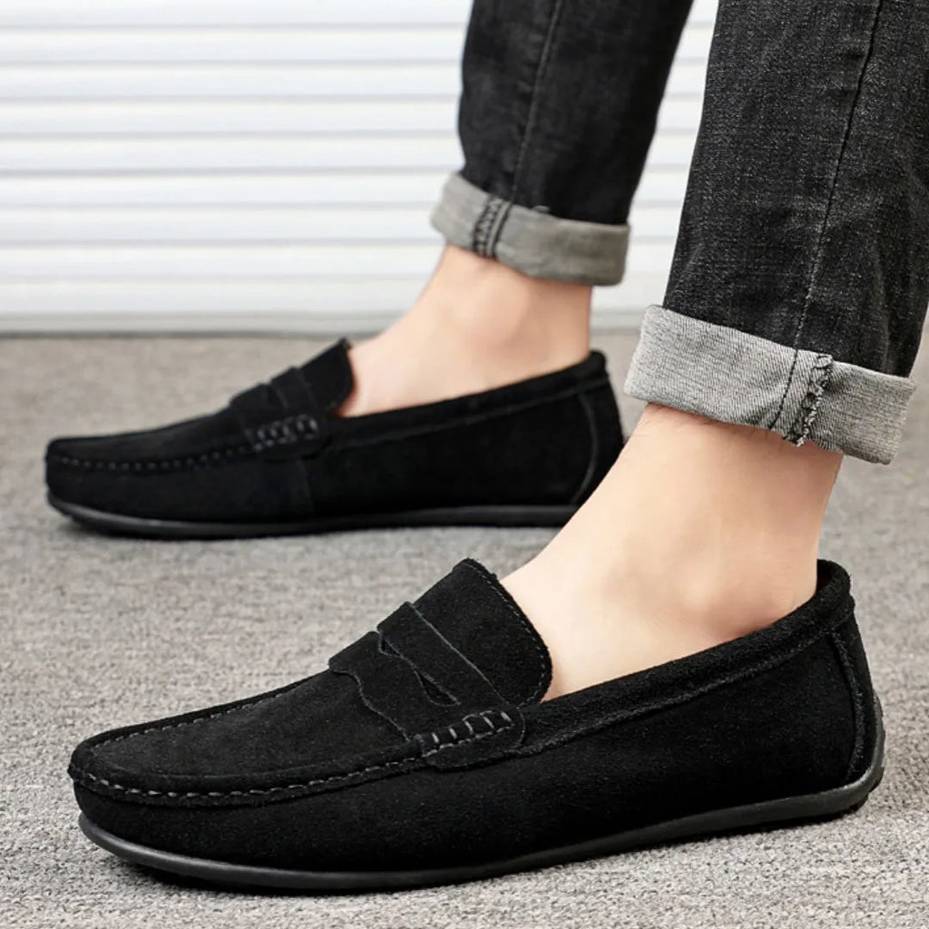 Men's solid colour suede loafers slip-on casual shoes with round toe and flat heel