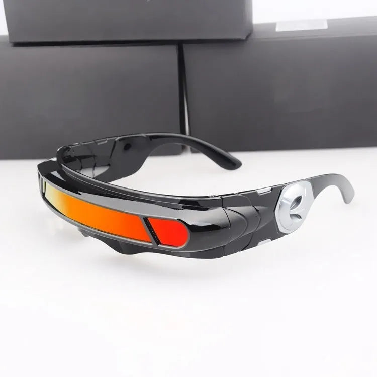 Polarised sports sunglasses with PC full rim frame in black with three lens colour options