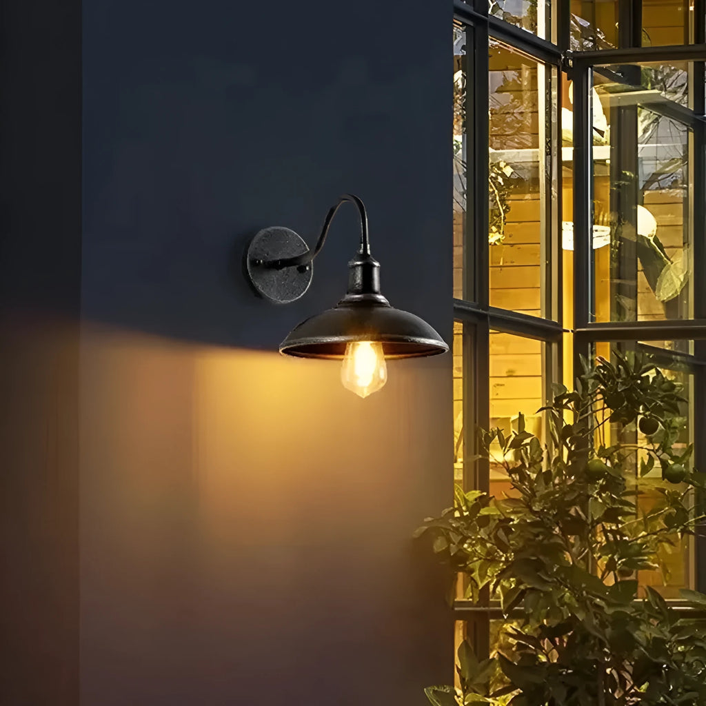 Retro-style metal courtyard wall lamp shown in silver and copper finishes with right-angle and bevel-angle bracket options.
