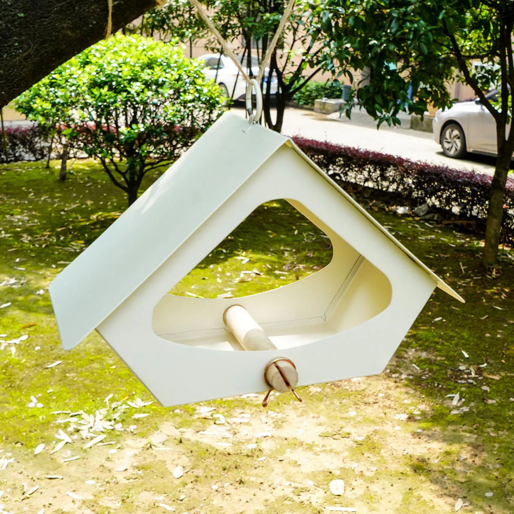 European-style iron bird feeder with protective roof for outdoor courtyard decoration