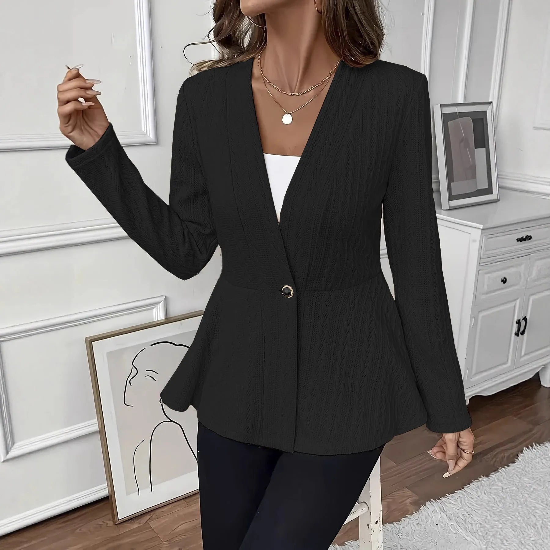 Women's apricot jacquard knitted cardigan with one button closure and regular sleeves