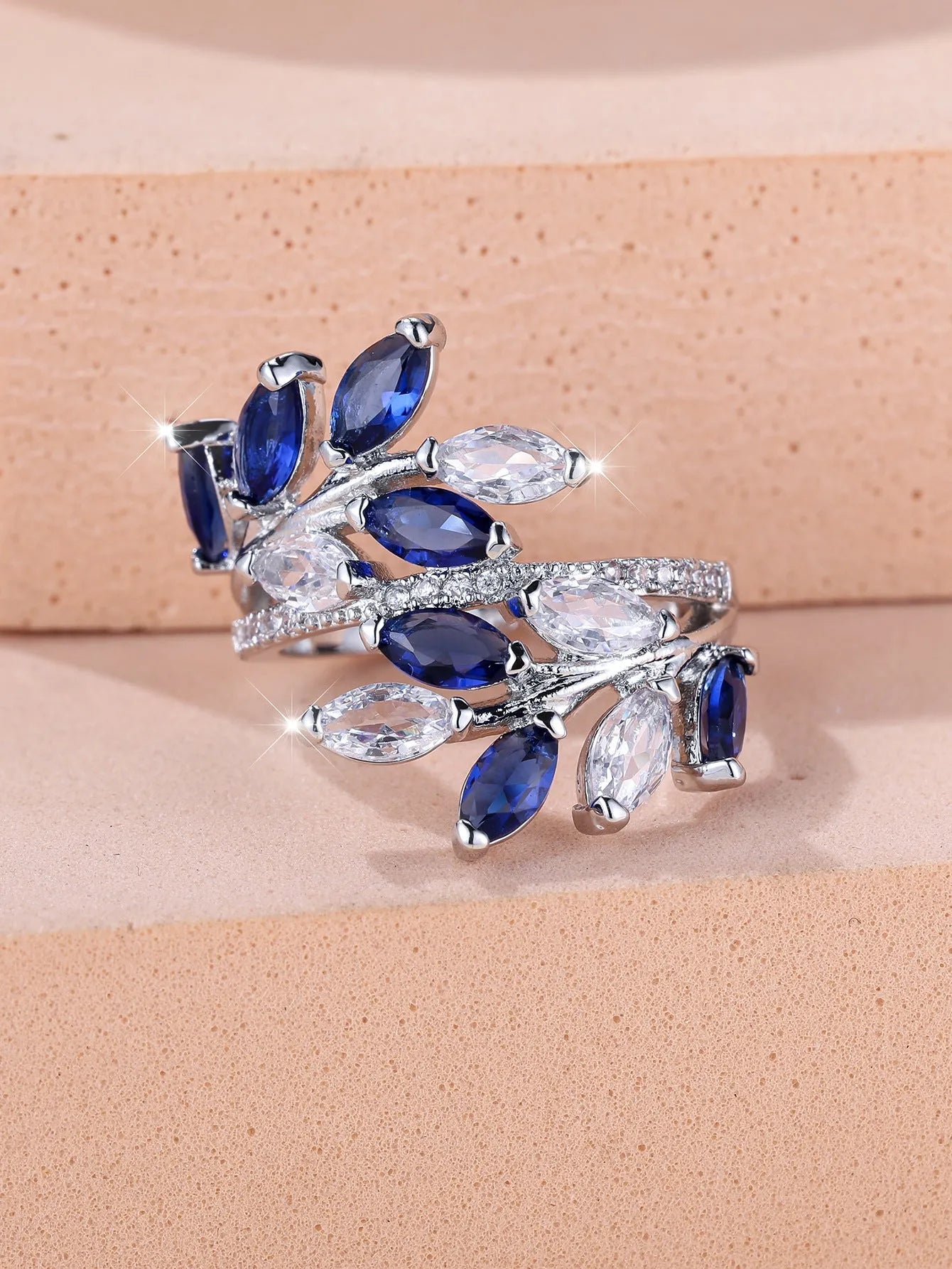 Adjustable horse eye zircon leaf ring in multiple colour options including platinum white and rose gold finishes