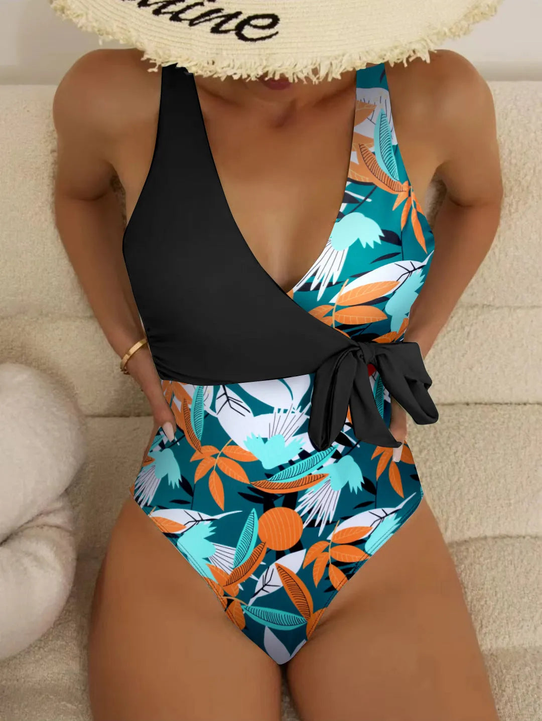 Women's high-waist one-piece swimsuit with printed pattern in polyester fabric