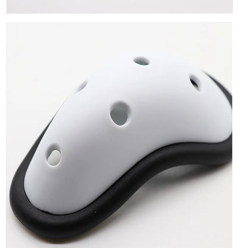 Rubber genital protector for Sanda, Taekwondo, rugby and hockey sports