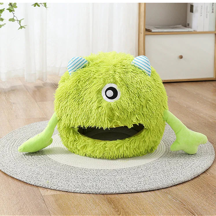 Fluffy round cat bed with plush cushion in three size options for indoor cats