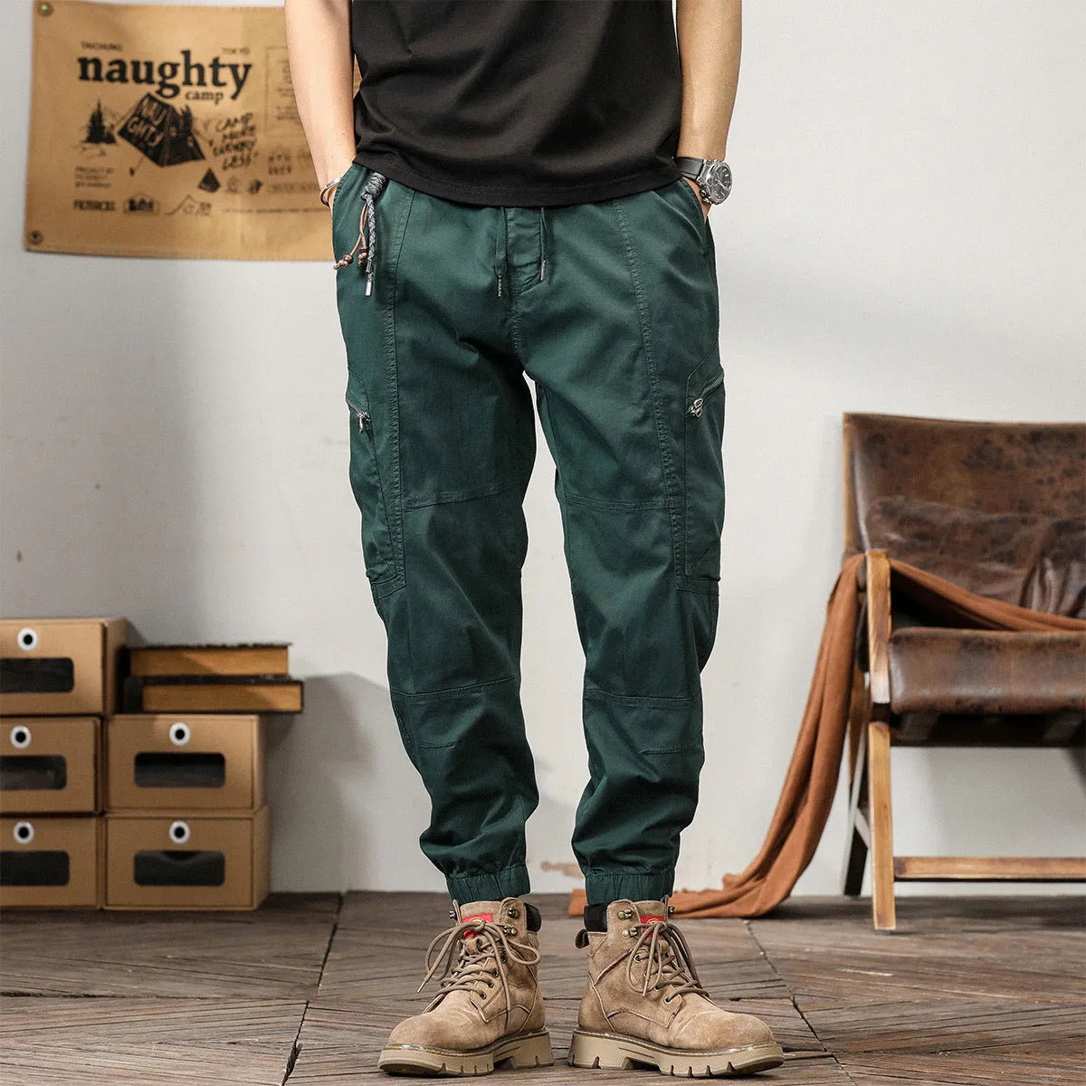 Men's tapered harem pants in Hong Kong retro style with ankle bands and cotton fabric