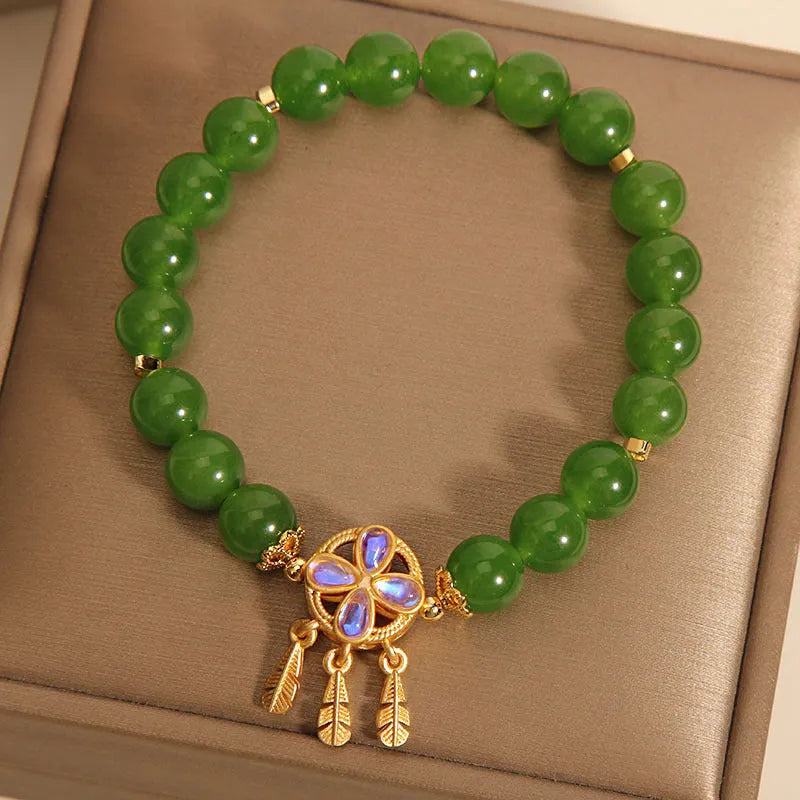 Women's jasper crystal bracelet with four-leaf clover pendant and dream catcher design