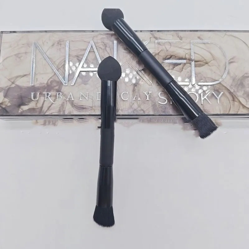 Black sponge tip concealer brush with wooden handle for dark circle coverage