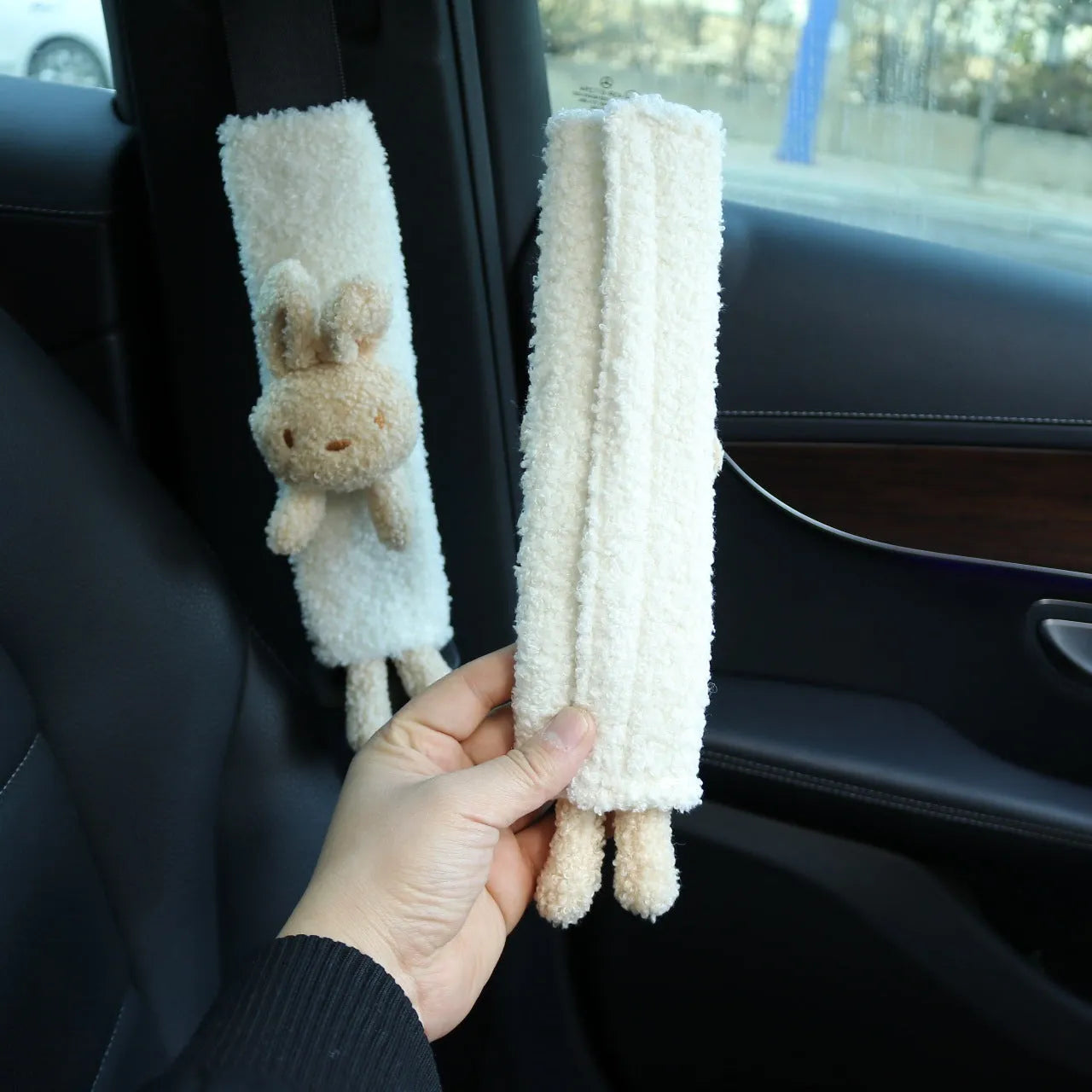 Cartoon rabbit and bear design lamb wool car seatbelt shoulder protector for passenger comfort