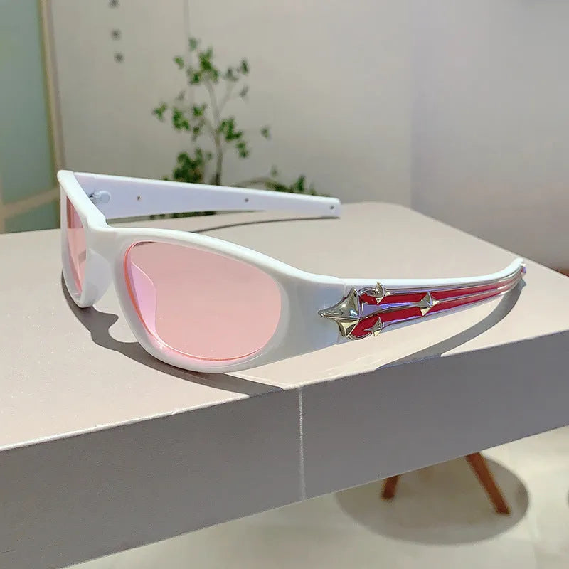 Sports sunglasses with PC frame and lenses in black and blue colour combination showing special-shaped mirror design