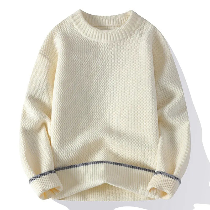 Men's round neck polyester blend sweater in loose fit with long sleeves