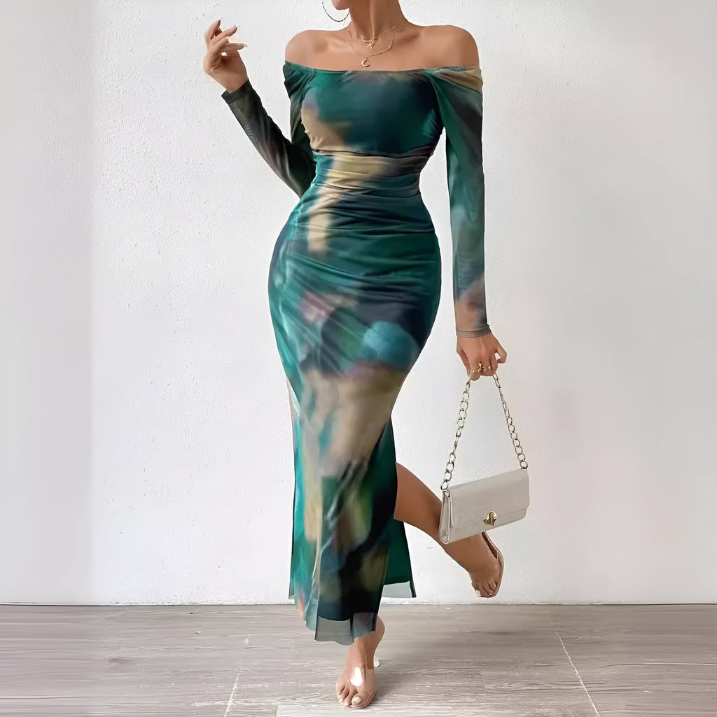 Women's printed pleated fishtail dress with square collar in gradient colour