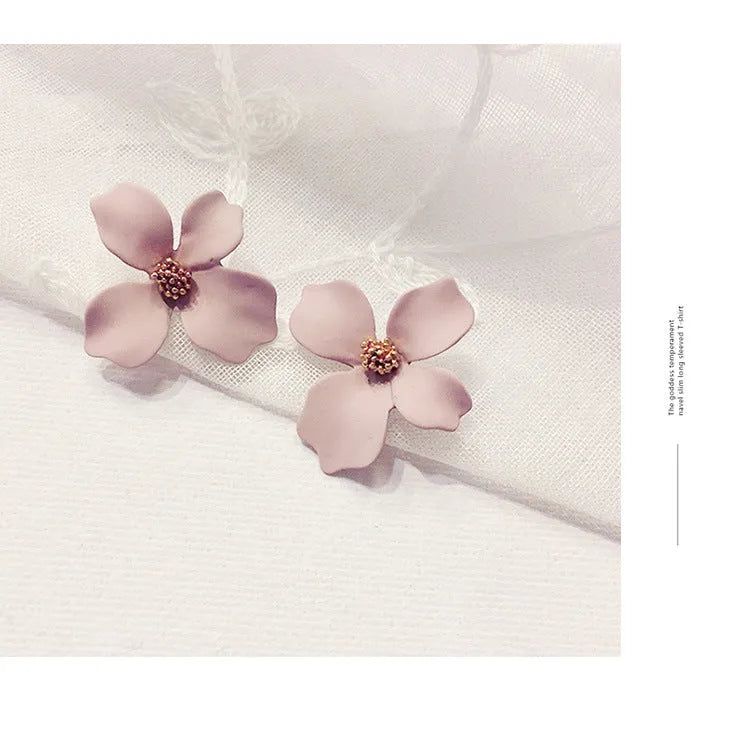 White and pink flower stud earrings for women with electroplated alloy construction