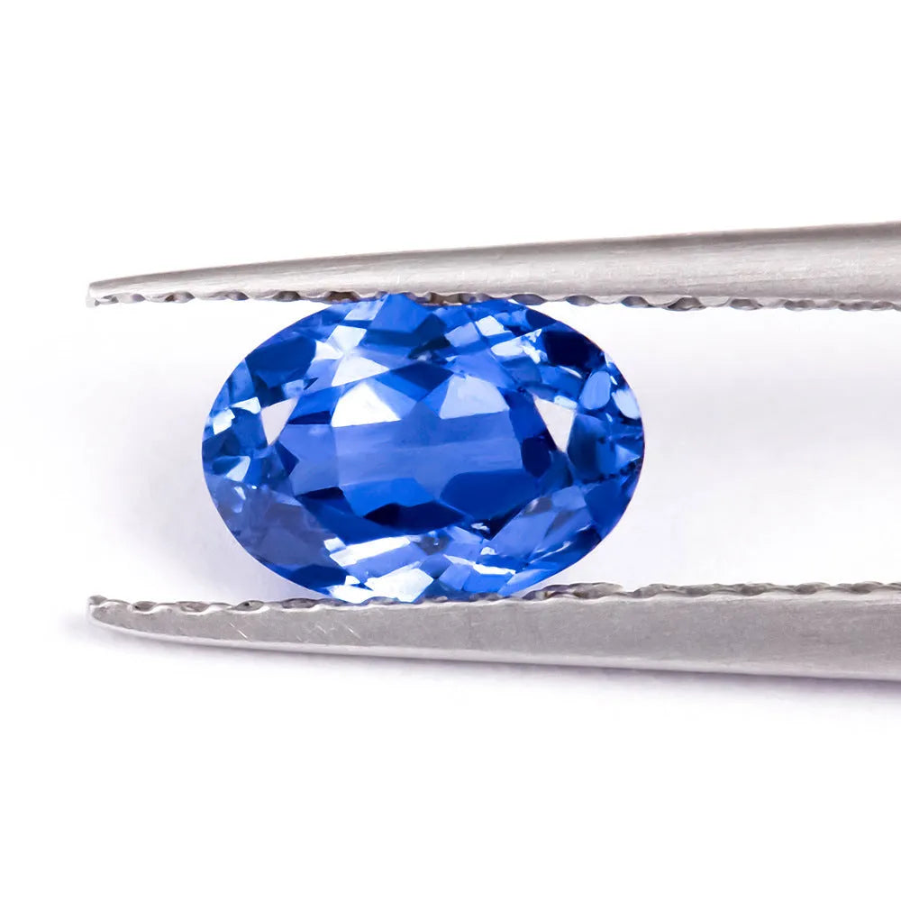 Heart-shaped tiara cut synthetic royal blue gemstone for jewellery making