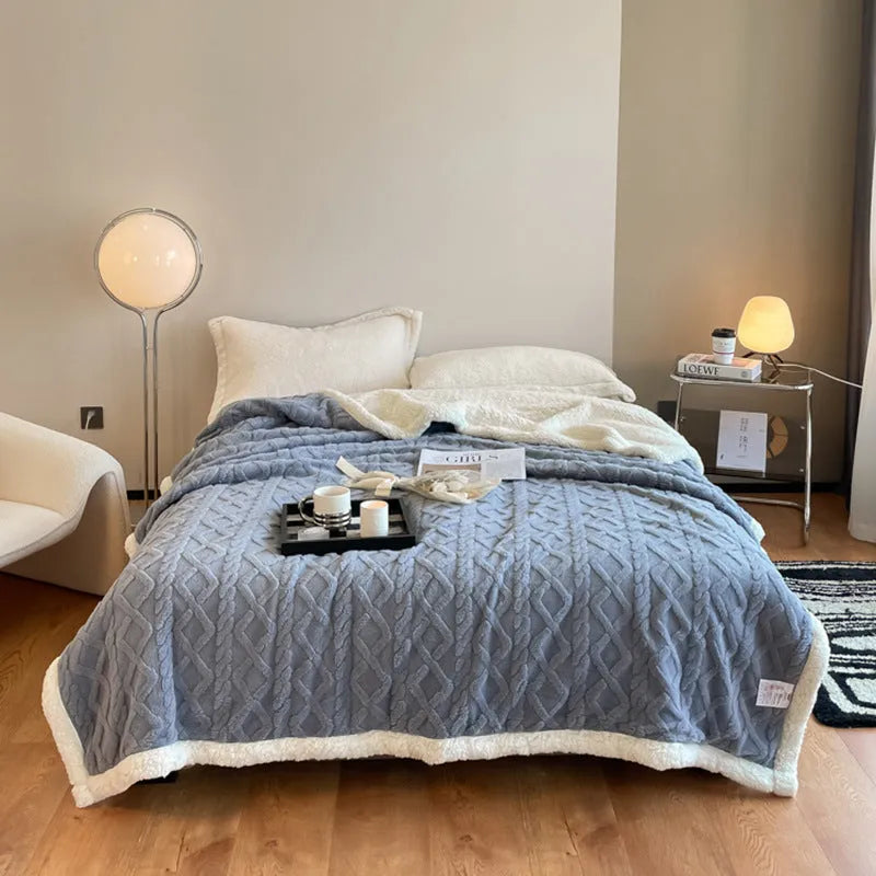 Winter thermal flannel blanket in polyester taffeta measuring 180x200cm available in nine colours