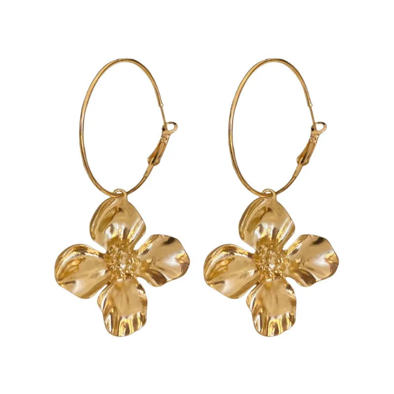 Silver needle metal flower earrings with geometric vintage design in gold or silver finish
