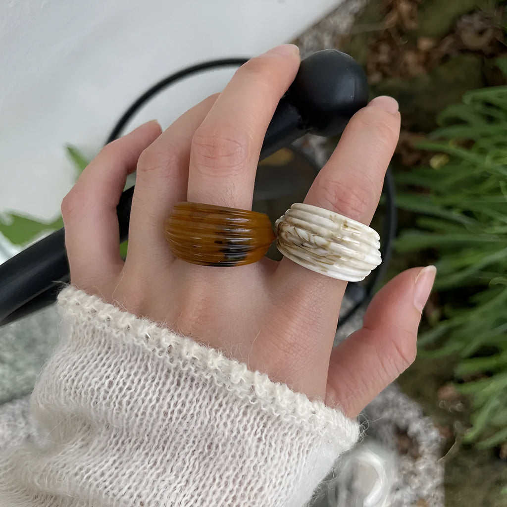 Chinese style irregular geometric resin wide ring in brown and white colour options