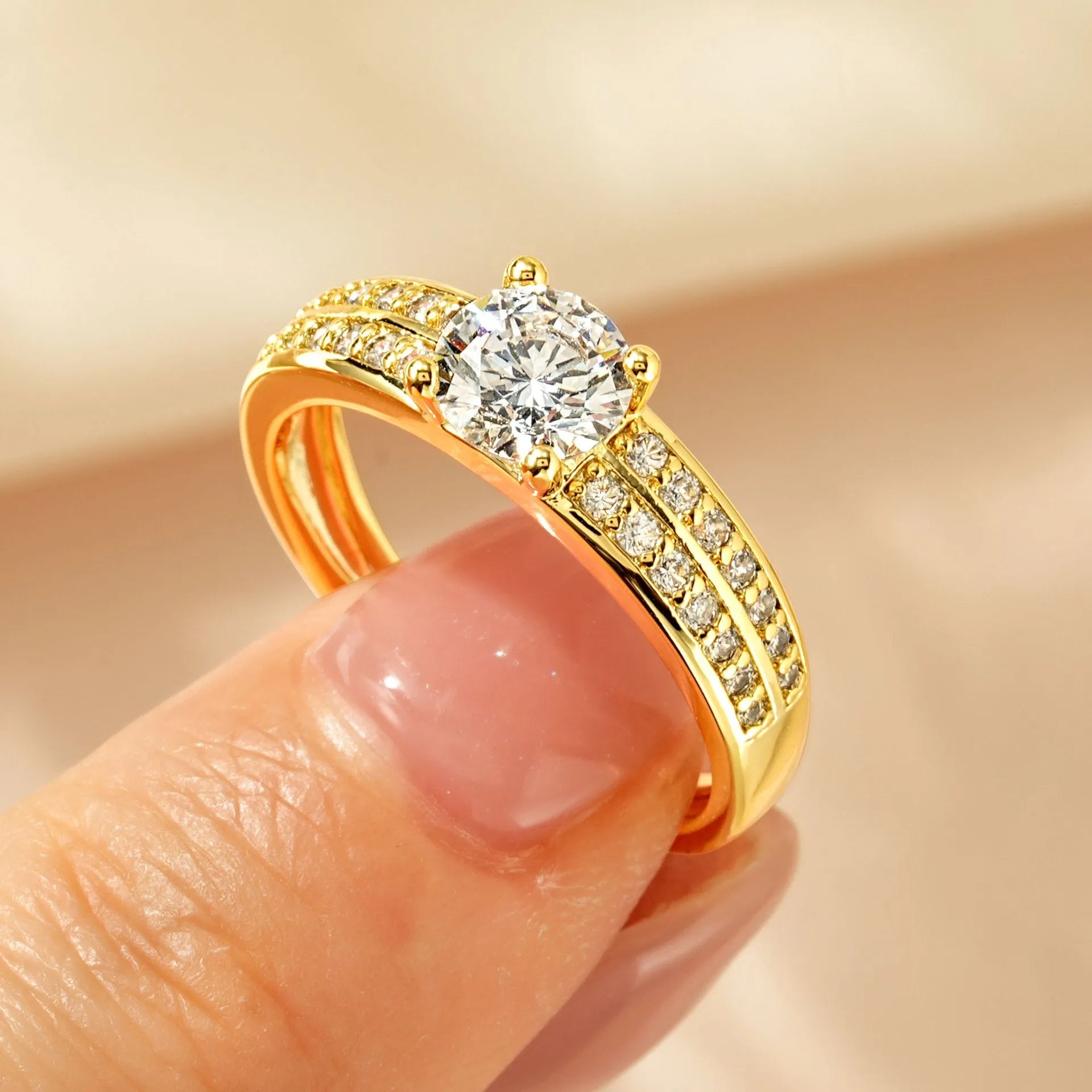 Women's copper ring with electroplated finish in geometric design with round elements