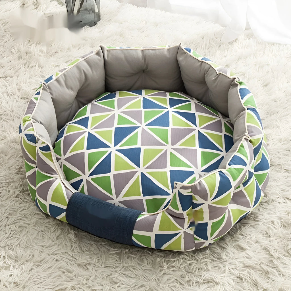 Round kennel dog mattress in Forest Green with removable washable cover for warm pet bed