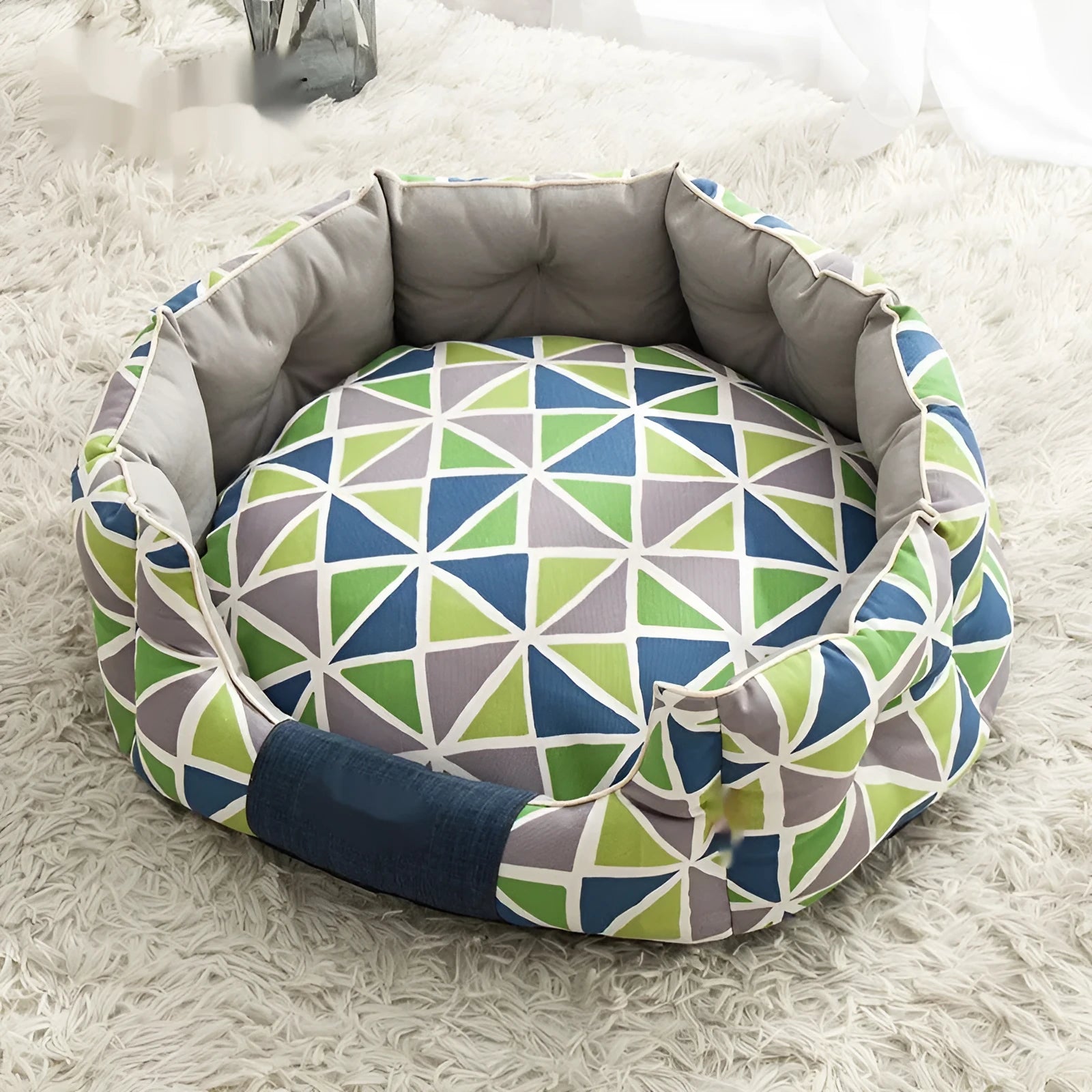 Round kennel dog mattress in Forest Green with removable washable cover for warm pet bed