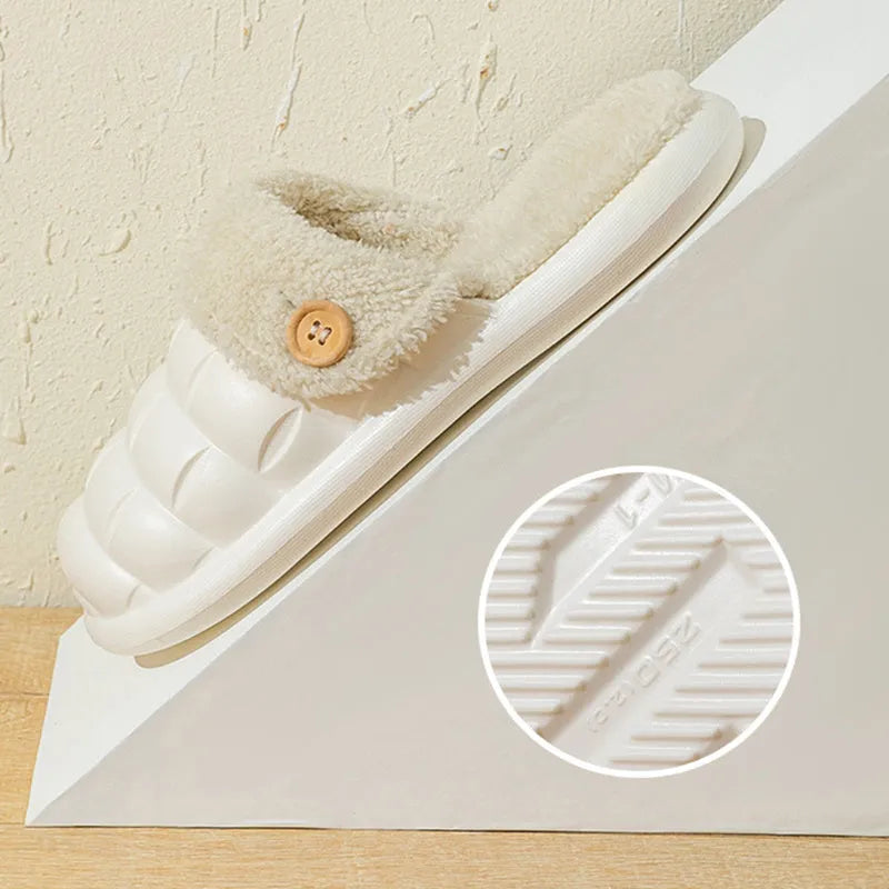 Women's plaid detachable slippers with plush lining and anti-slip sole in multiple colours.