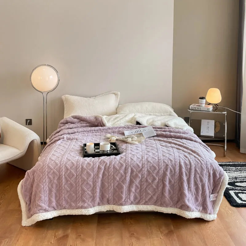 Winter thermal flannel blanket in polyester taffeta measuring 180x200cm available in nine colours