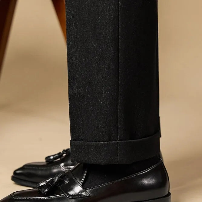 Men's genuine leather tassel loafers in British style with rubber sole