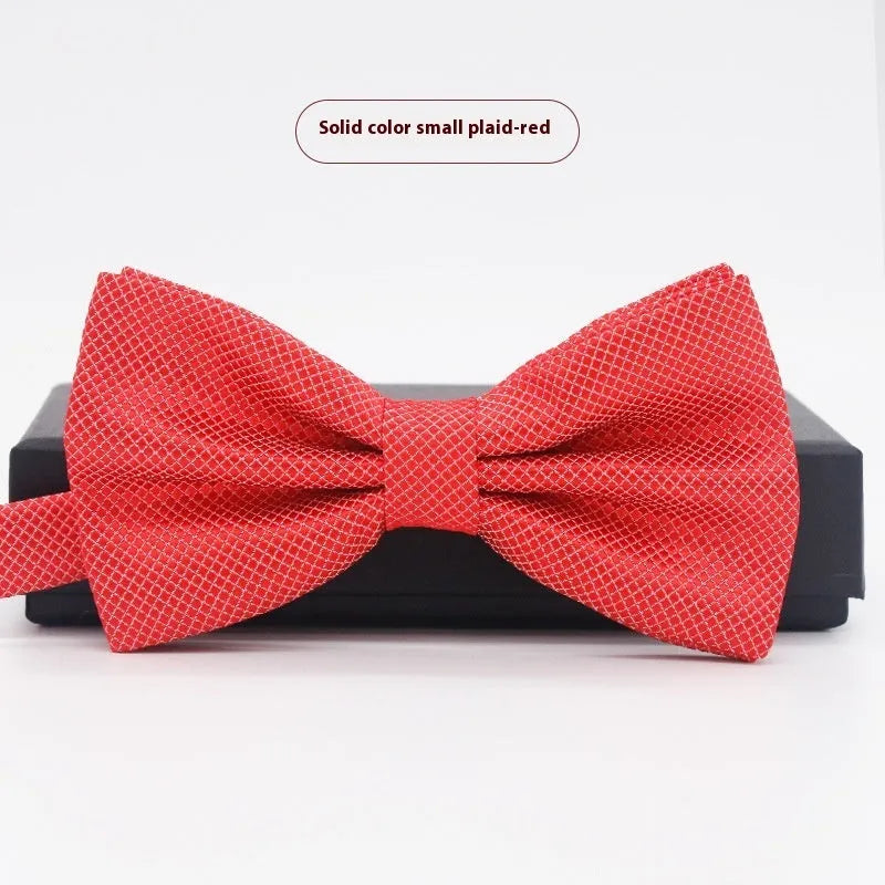 Men's solid colour formal bow tie in flat head style showing 12x6cm dimensions