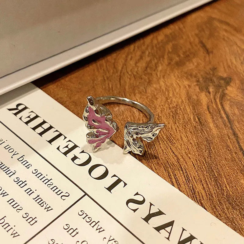 Creative Chinese butterfly women's copper ring with dripping oil treatment process in simple style.
