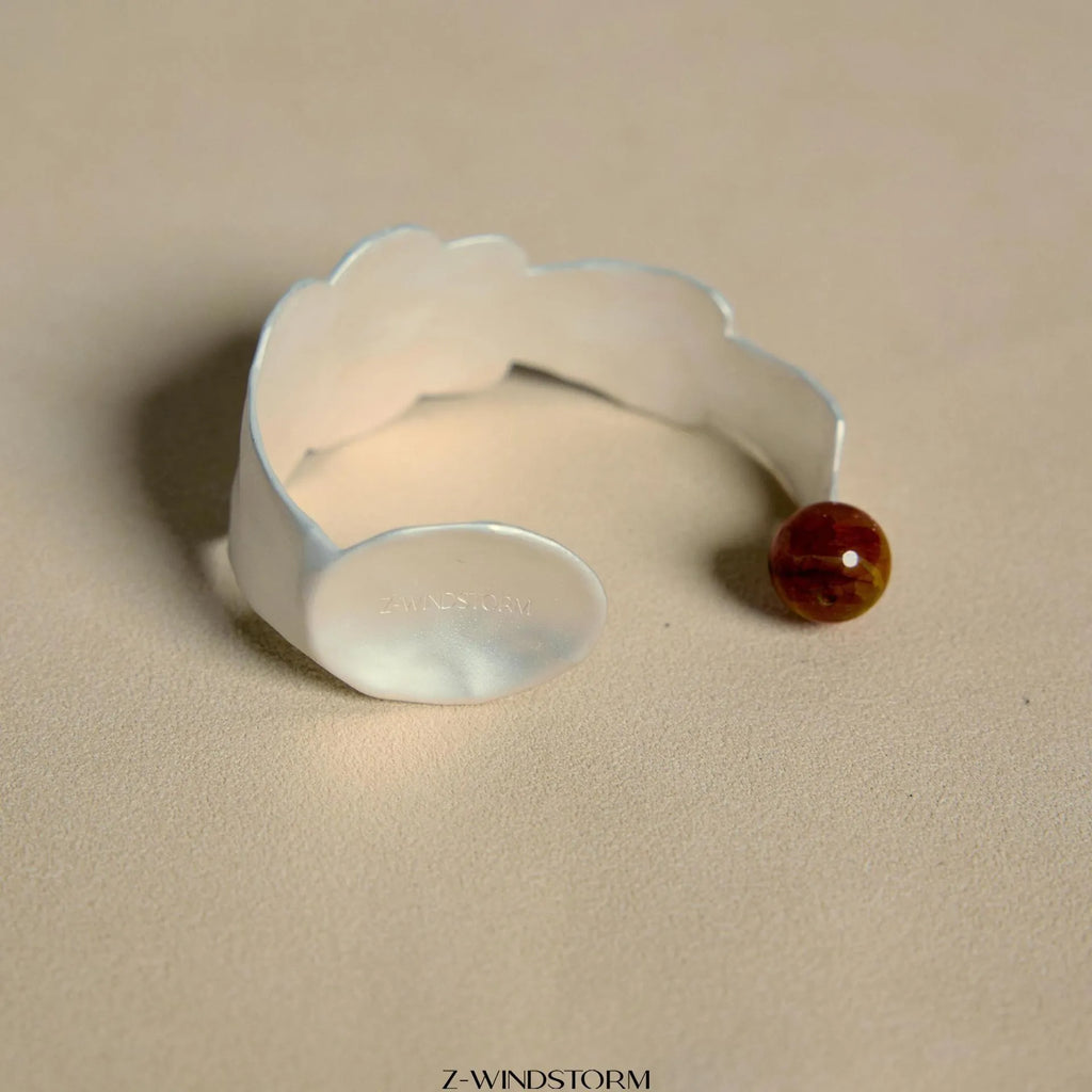 Small round spoon stewed pork ring and bracelet jewellery set with diamond shape design